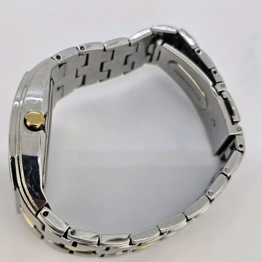 Kenneth Cole kenneth cole